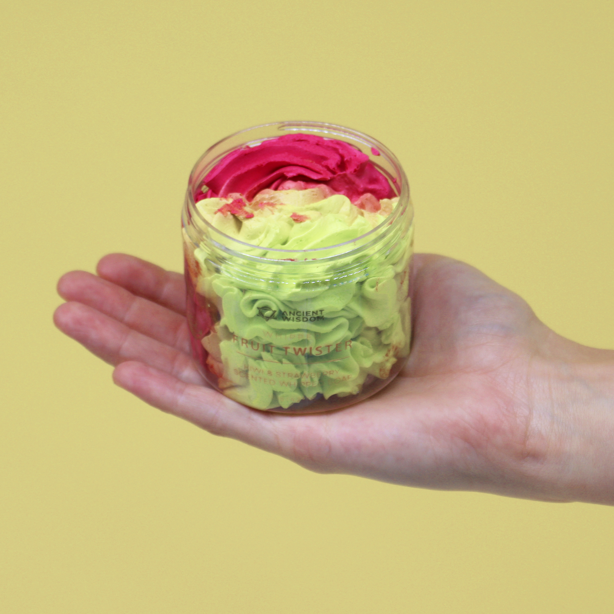 Aardbei & Kiwi slagroomzeep 120g – Bild 2